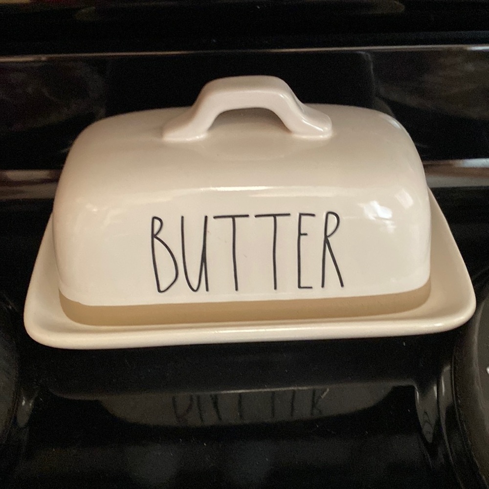 RAE DUNN butter Dish
